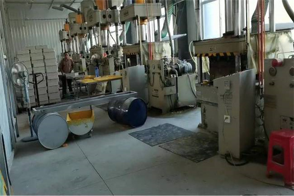 新疆电力机械设备